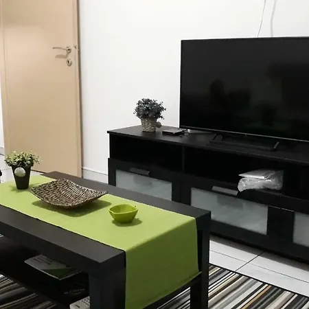 Impress Apartment *